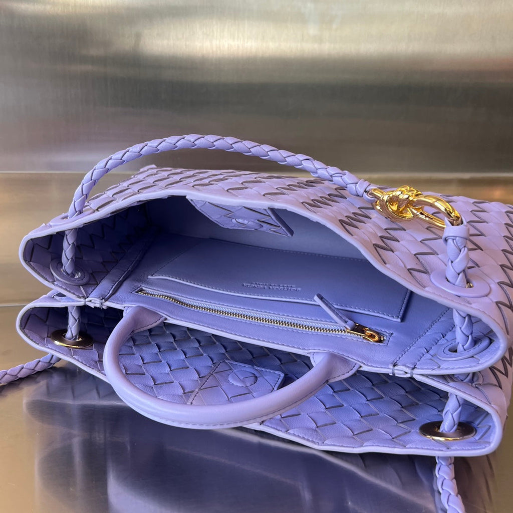 KLEINE ANDIAMO 29 IN HELLLILA LAMMFELL