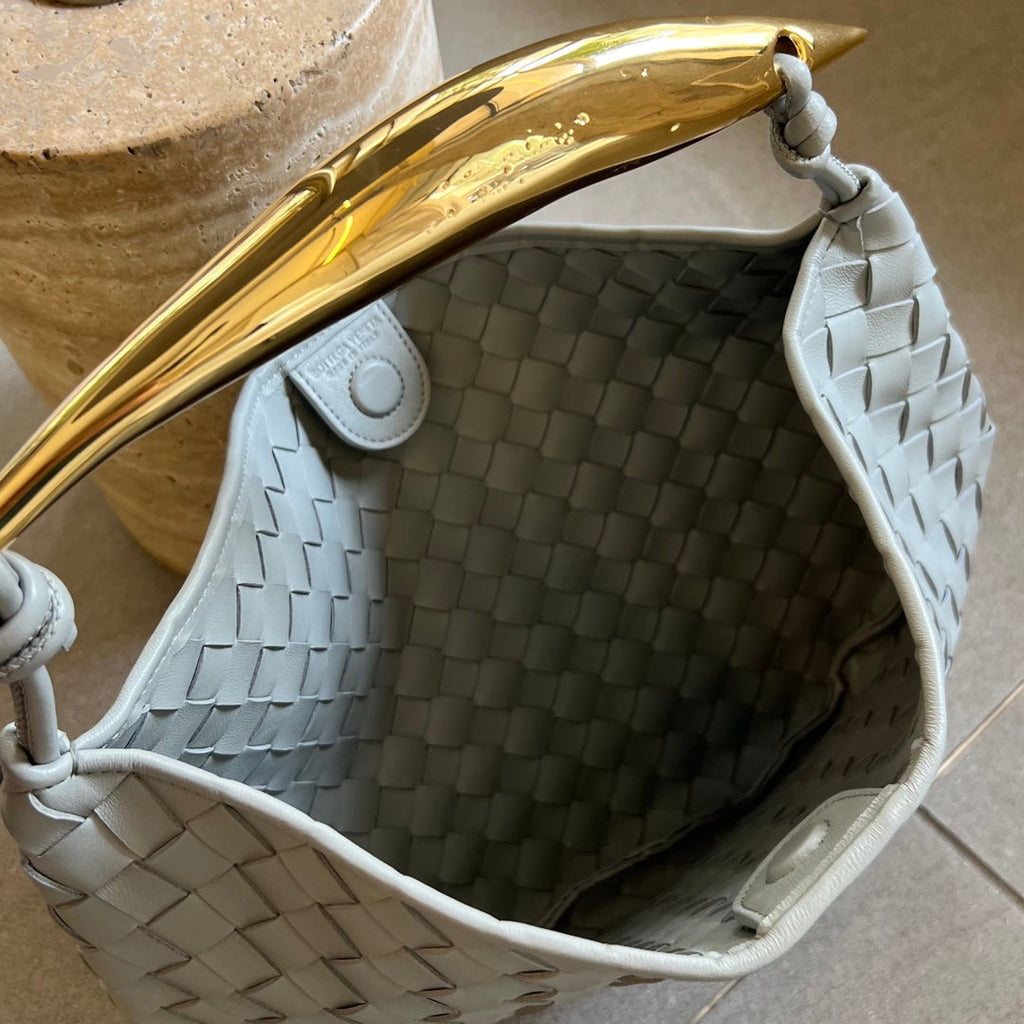 SARDINE 33 MIT KETTE IN GRAUEM LAMMHAUT