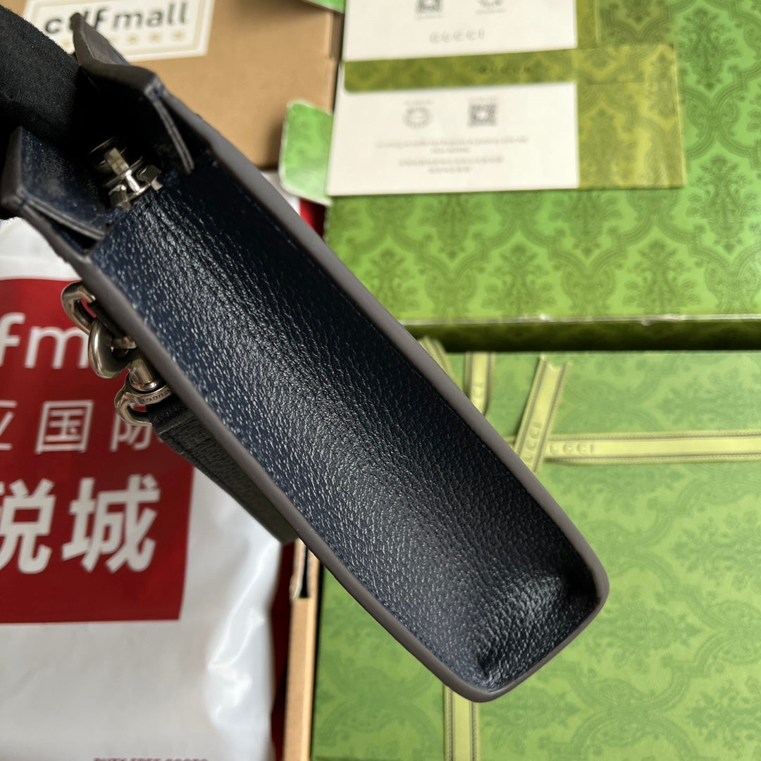 OPHIDIA POUCH 26 IN DUNKELBLAUEM MONOGRAMM-CANVAS UND SCHWARZEM LAMMLEDERBESETZUNG