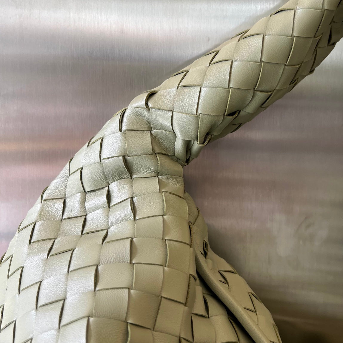 GROSSER HOP 54 IN SARDINE GRAUES LAMMHAUT