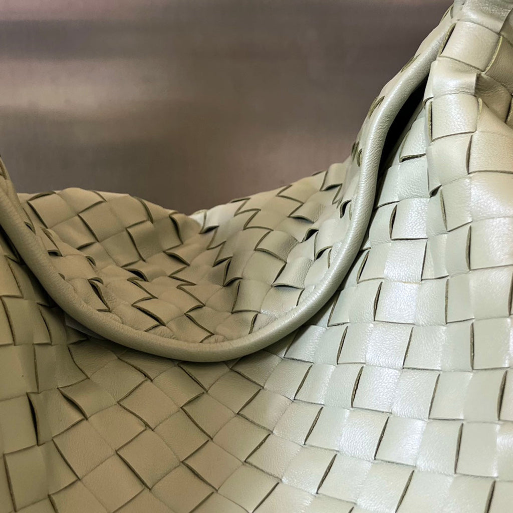 GROSSER HOP 54 IN SARDINE GRAUES LAMMHAUT