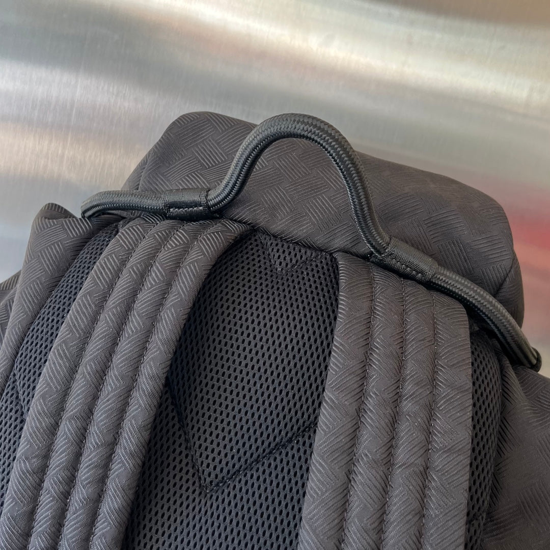 ALTO 42 RUCKSACK AUS SCHWARZEM STOFF