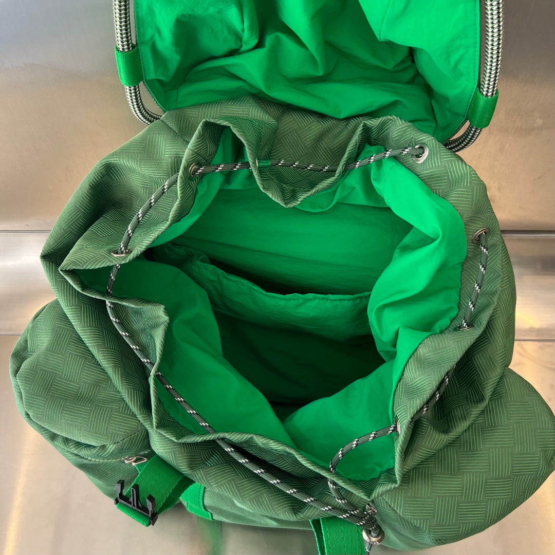 ALTO 42 RUCKSACK AUS KÜHEM GRÜNEM JACQUARD-GEWEBE