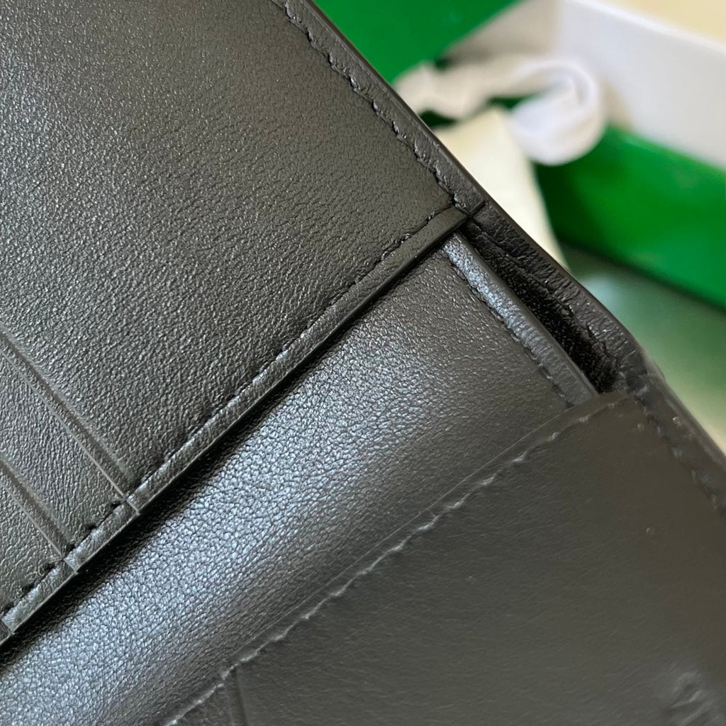 BRIEFTASCHE AUS SCHWARZEM KALBSLEDER INTRECCIATO PICCOLO 11