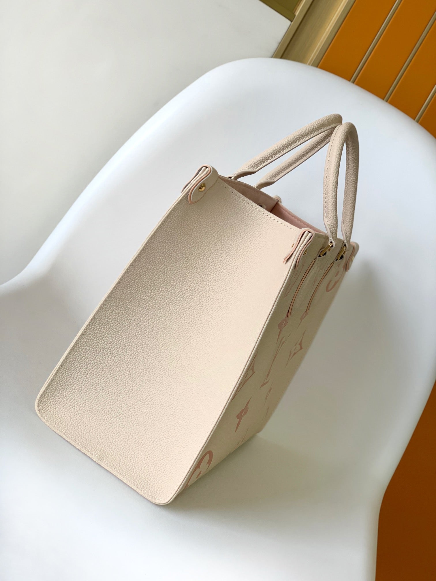 ONTHEGO MM 35CM CREME-ROSA