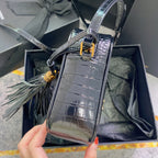 LOU Kameratasche 23 Zoll, schwarzes Kalbsleder mit Krokodilmuster, goldenes Logo