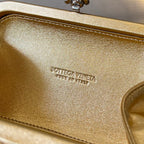 SILBERNER KNOTEN 19 IN GOLDENEM LAMMLEDER