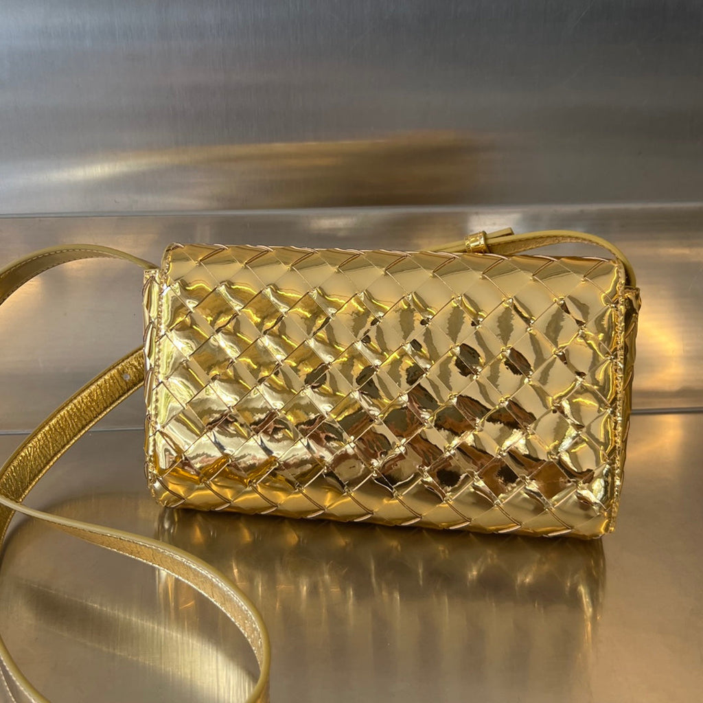 ANDIAMO 21 IN GOLDENEM LAMMFELL