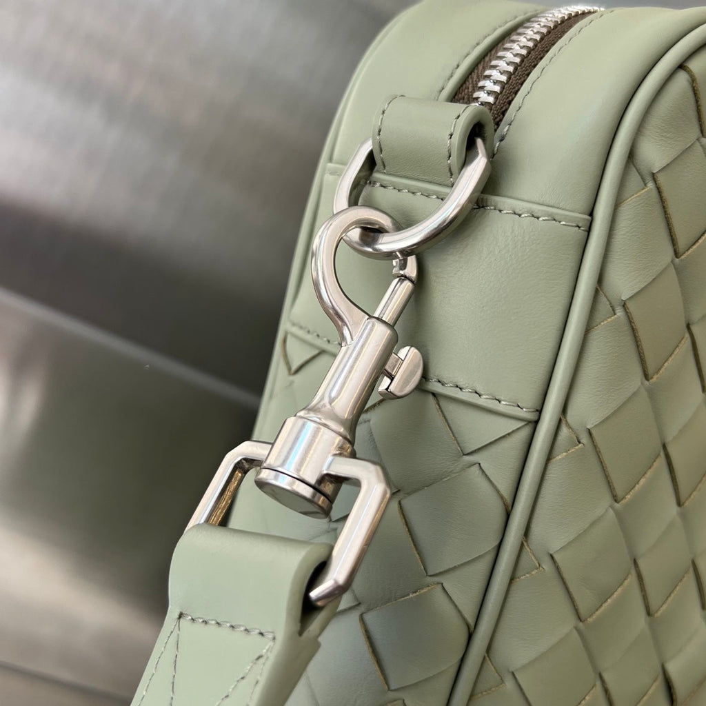 GROSSE INTRECCIATO 40 AKTENKOFFER AUS MUD MIX TRAVERTINE-KALBLEDER