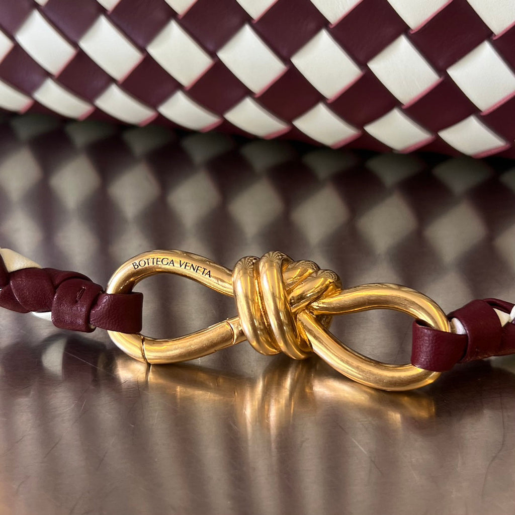 MEDIUM ANDIAMO 32 IN ROT-WEISSEM KALBSLEDER