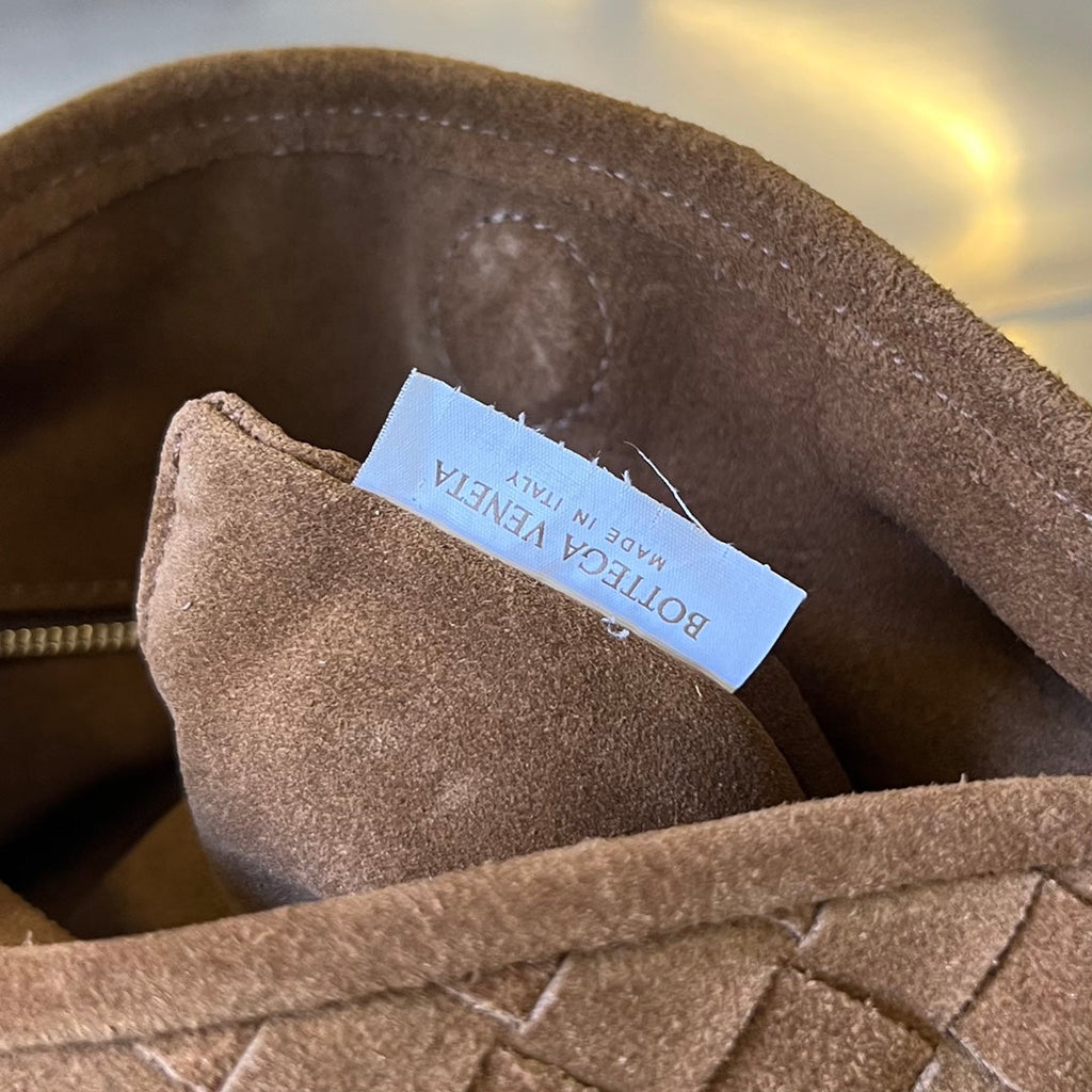 Small Hop 40 in Karamellbraunem Lammfell