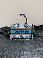 MINI BUCHTASCHE 21 SCHMETTERLINGSMUSTER BLAUES KALBSLEDER