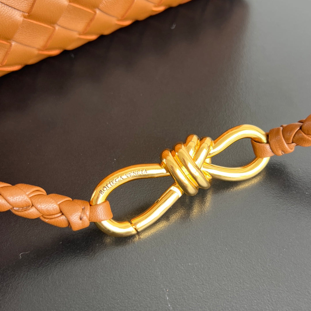 MITTLERER ANDIAMO 25 AUS GEBRANT ORANGEM LAMMFELL