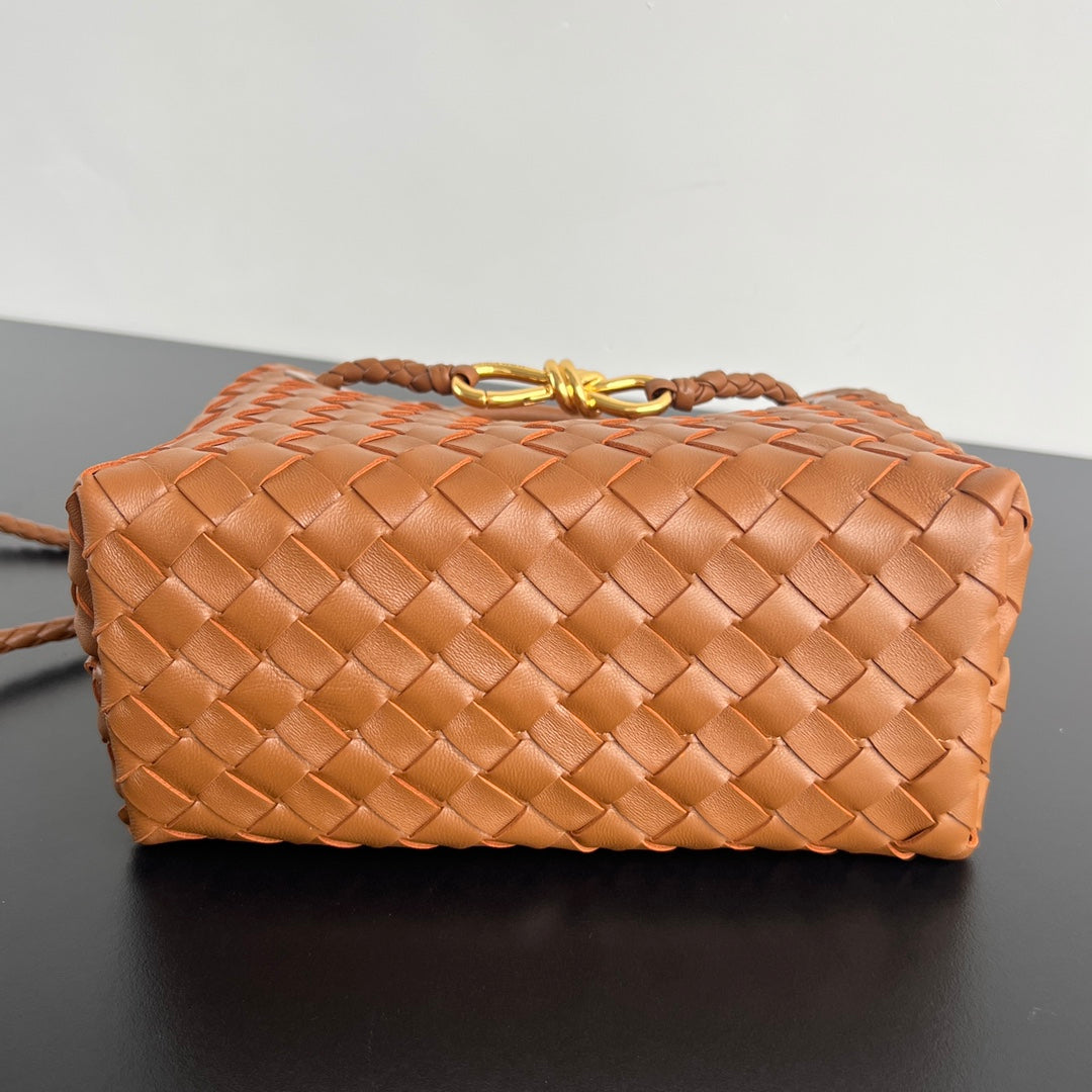 MITTLERER ANDIAMO 25 AUS GEBRANT ORANGEM LAMMFELL