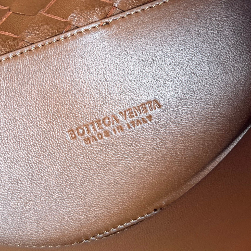 MITTLERER ANDIAMO 25 AUS GEBRANT ORANGEM LAMMFELL