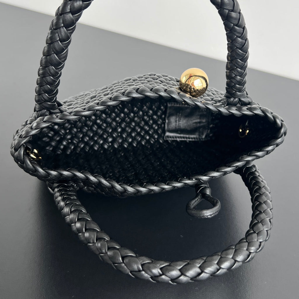 MINI TOSCA 20 IN SCHWARZEM KALBSLEDER