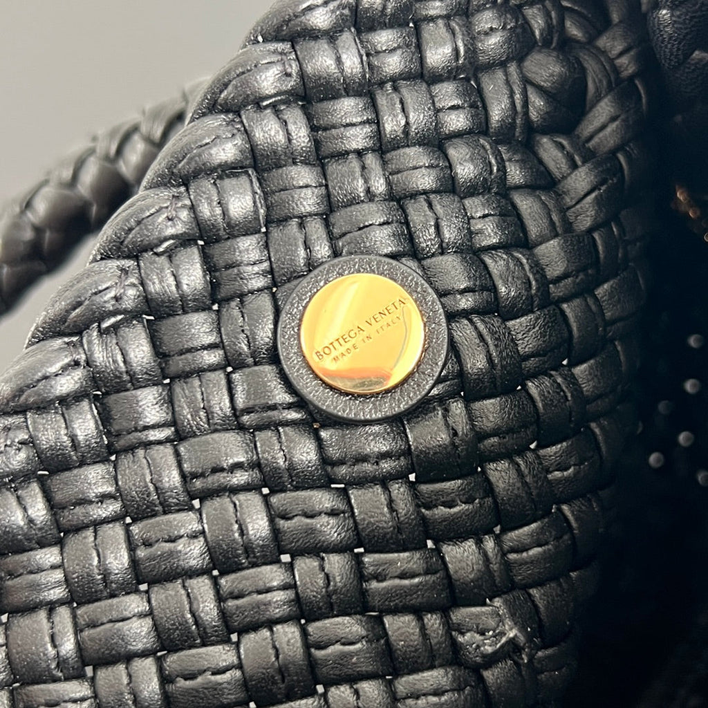 MINI TOSCA 20 IN SCHWARZEM KALBSLEDER