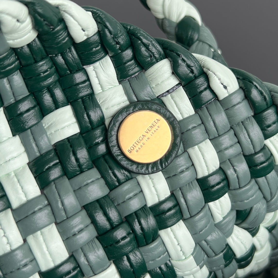 MINI TOSCA 20 IN WEISS MIX GRÜNES KALBSLEDER