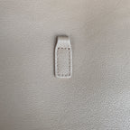 LE 5 À 7 SMALL SUPPLE 23 IN BEIGE LAMMLEDER GOLDENE SCHNALLE