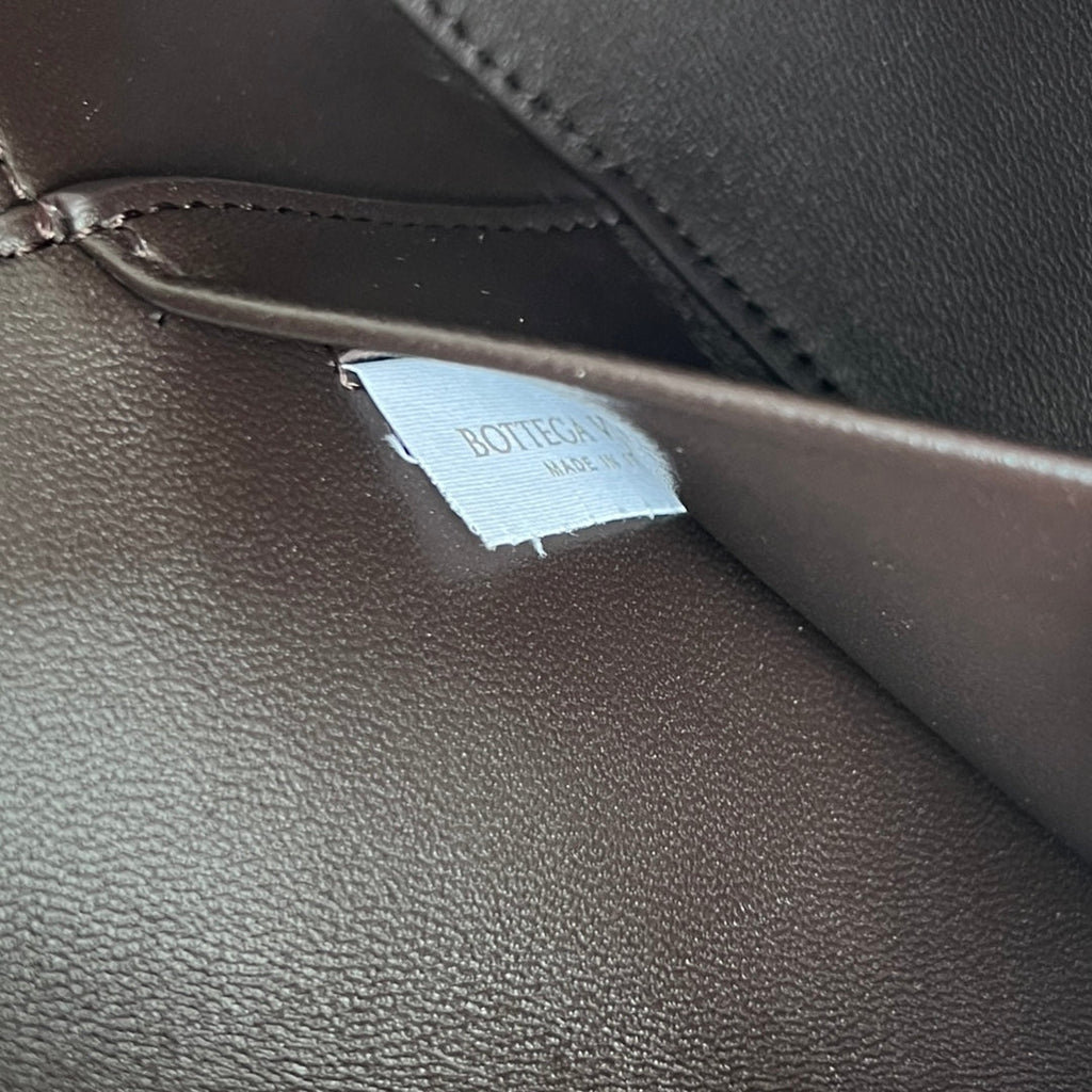 BANG BANG 22 Kosmetikkoffer aus Fondant-Kalbsleder