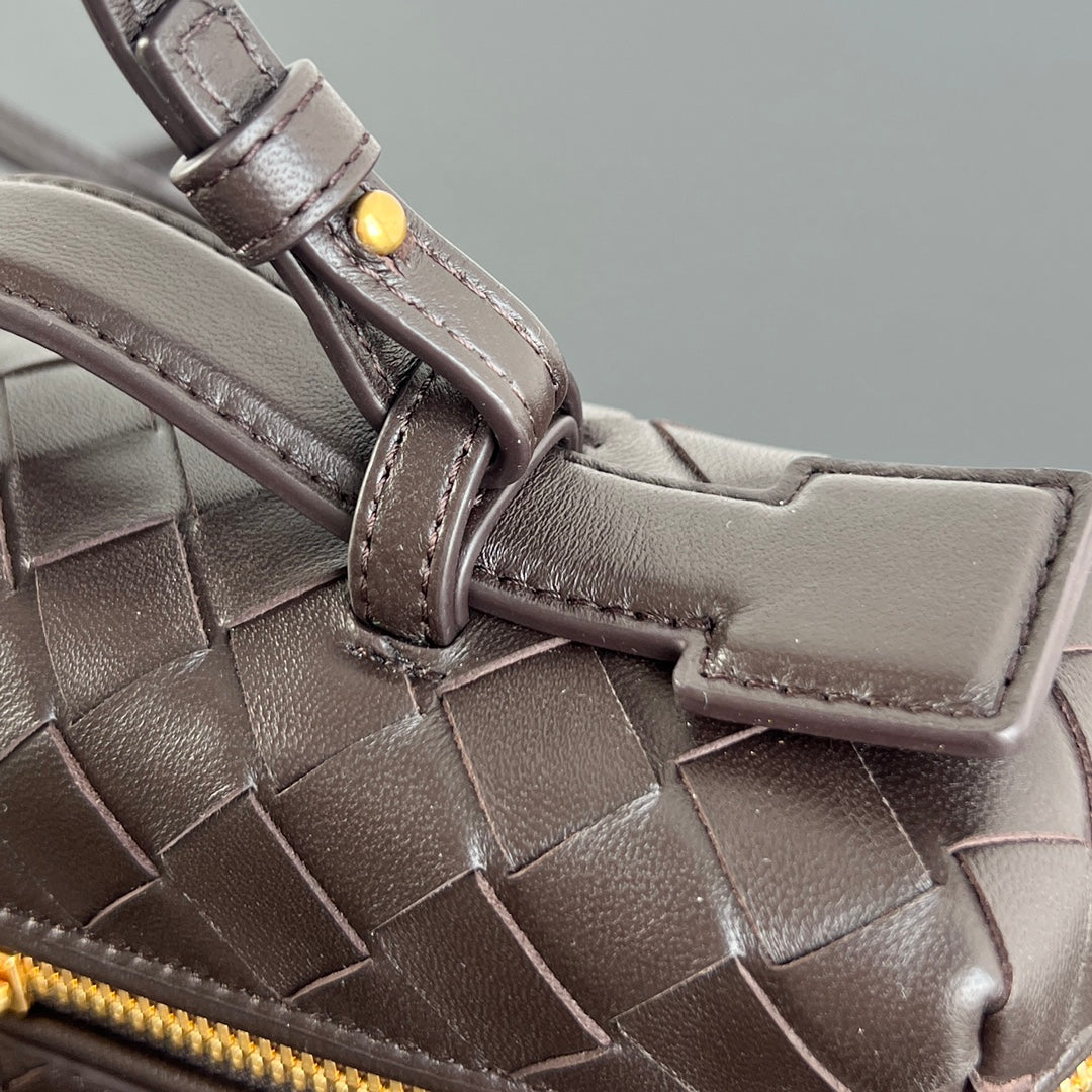 BANG BANG 22 Kosmetikkoffer aus Fondant-Kalbsleder