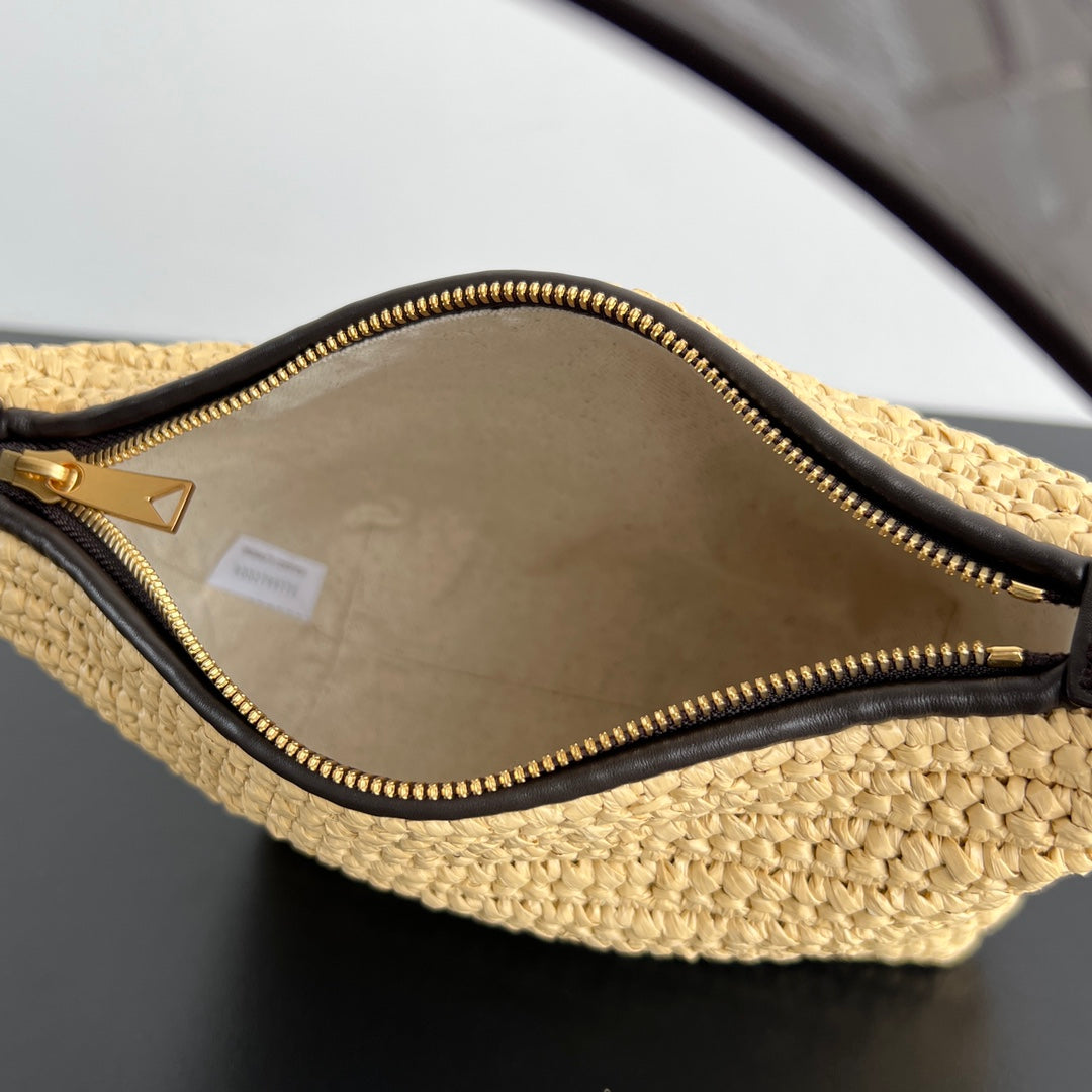 MINI WALLACE 20 BEUTEL AUS NATUR-RAFFIAS-HÄKELSTOFF