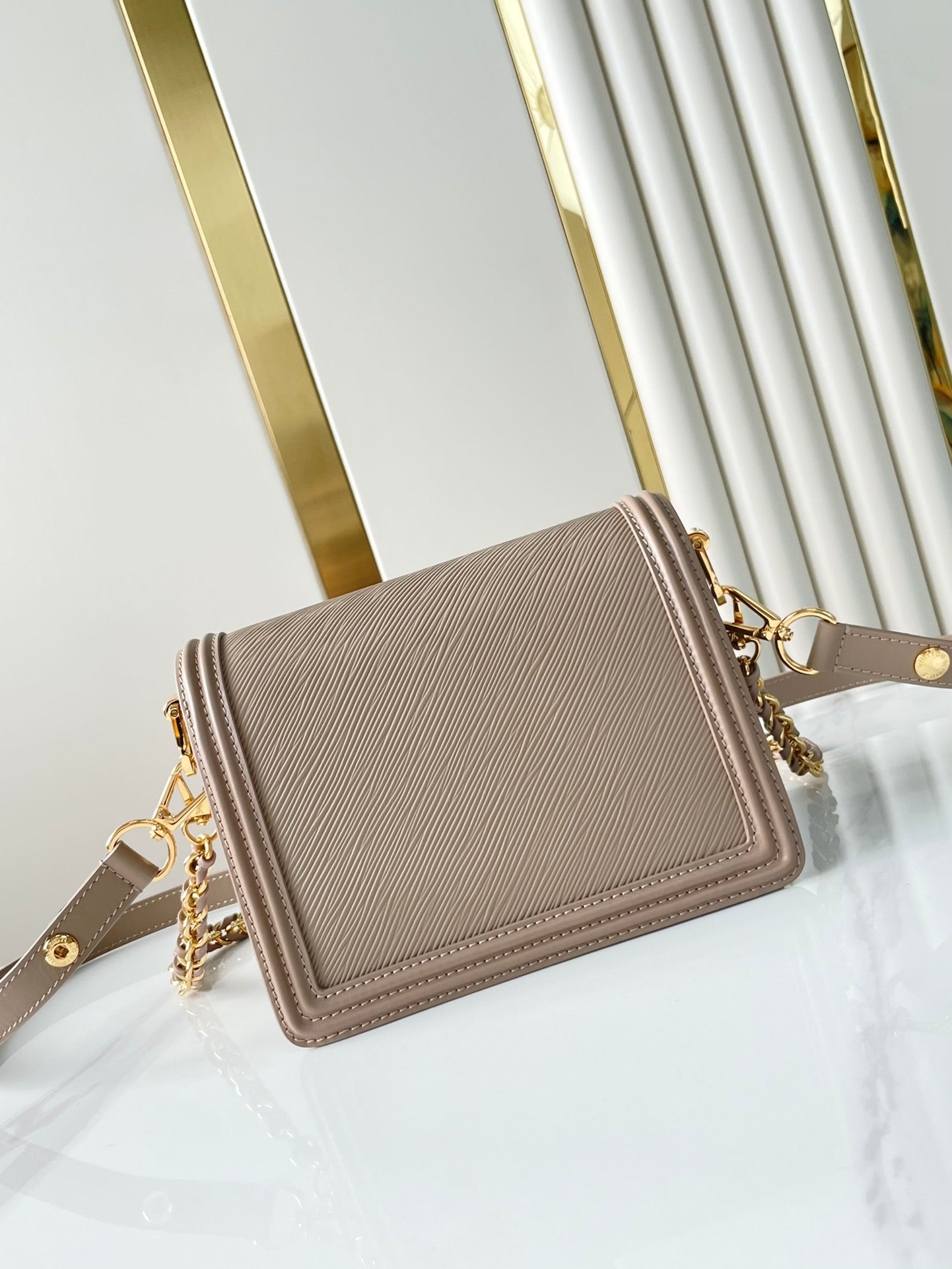 DAUPHINE MINI 20 IN MEDIUM BROWN EPI GRAINED CALFSKIN GOLD HARDWARE