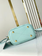 BLOSSOM PM 20 IN HIMMELBLAUEM MONOGRAMM-PERFORIERTEM KALBSLEDER