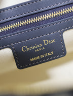 KLEINE 25 D-VIBE BOWLING-TASCHE IN BLAUEM MONOGRAMM-OBLIQUE-JACQUARD