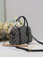 Mittlere 31 D-Vibe Bowlingtasche in blauem Monogram Obliqué Jacquard