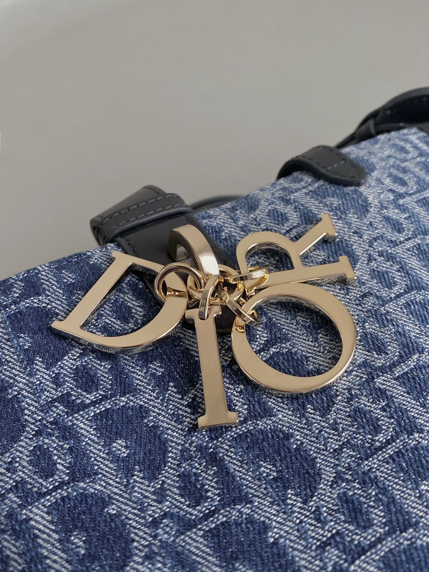 MITTLERER TOUJOURS 28 BLAUER DENIM-OBLIQUE-JACQUARD