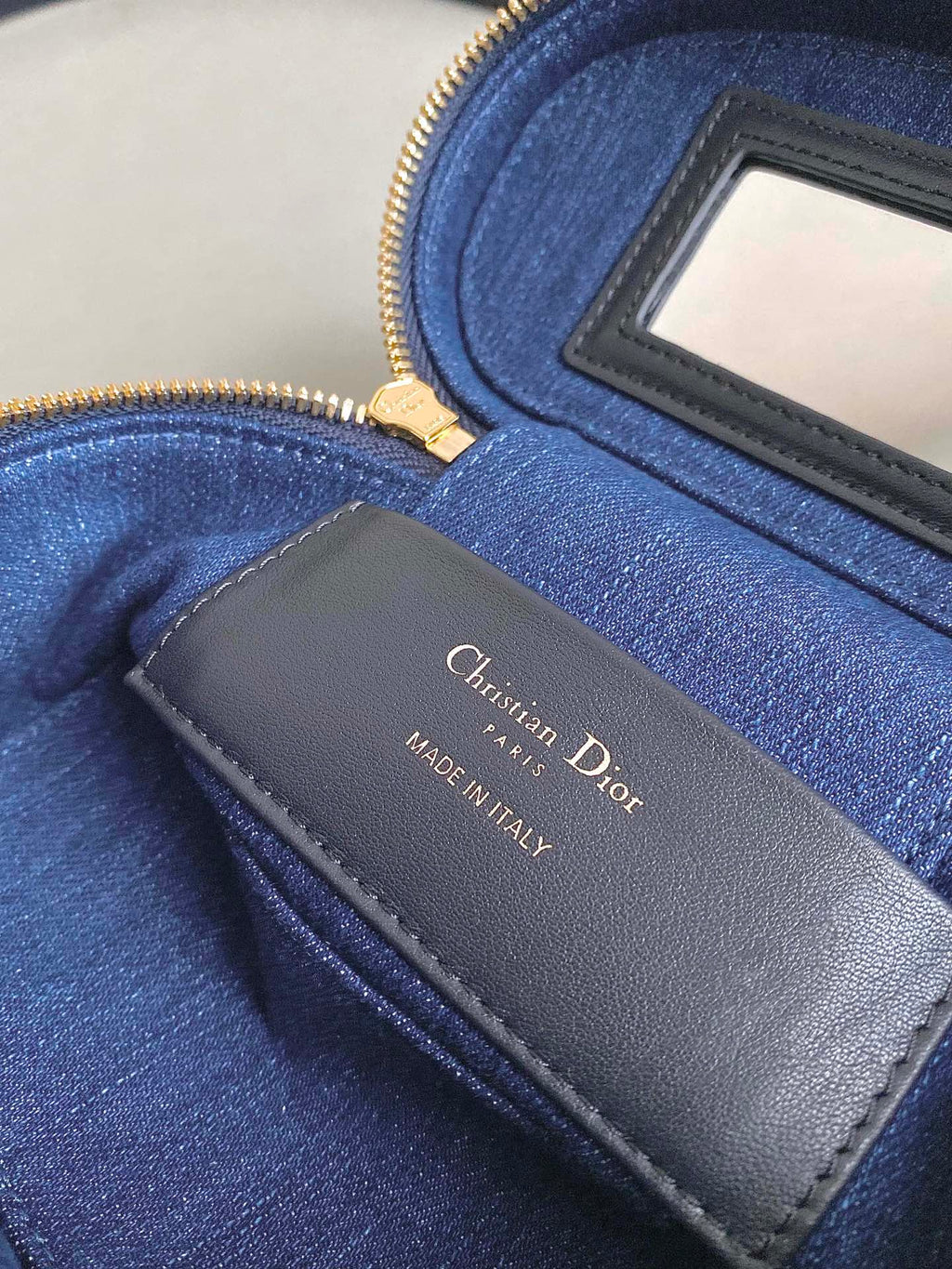 MINI-KOSTÜM 16 BLAUER DENIM SCHRÄGJACQUARD