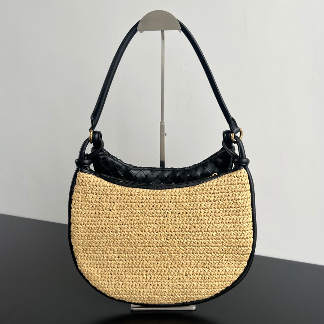 GEMELLI SCHULTERTASCHE 36 IN BEIGE RAFFIA UND SCHWARZEM LAMMLEDER