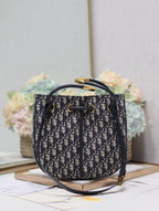 MINI 27 NOLITA TASCHE IN BLAUEM MONOGRAMM OBLIQUE JACQUARD
