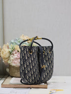 MINI 27 NOLITA TASCHE IN BLAUEM MONOGRAMM OBLIQUE JACQUARD