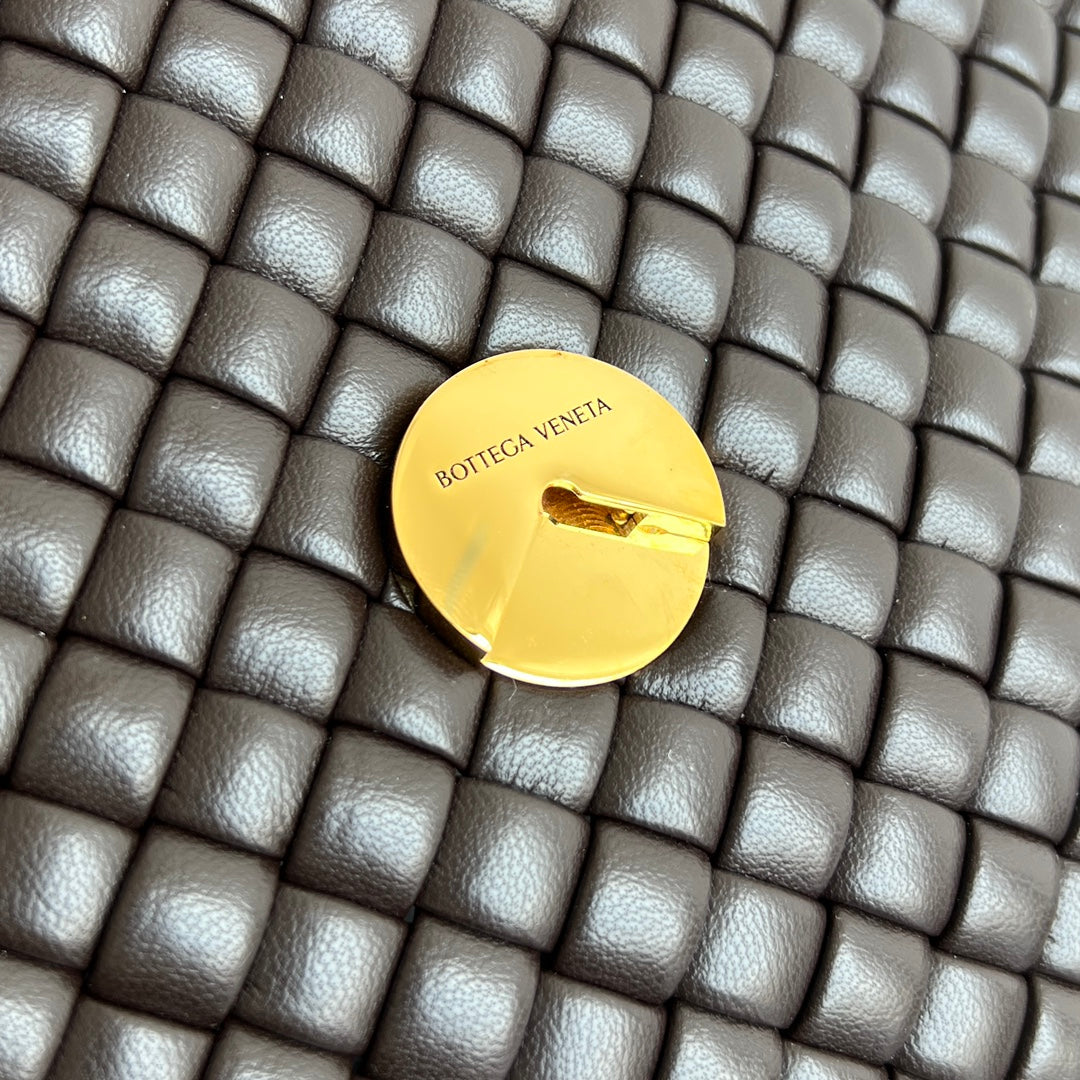 PATTI Schultertasche 26 Zoll Schokoladen-Lammleder