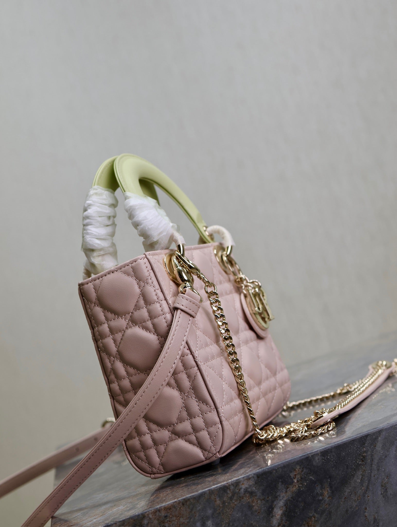 MINI LADY BAG 17 IN BABY PINK QUILTED MACROCANNAGE CALFSKIN SWAMP YELLOW STRAP