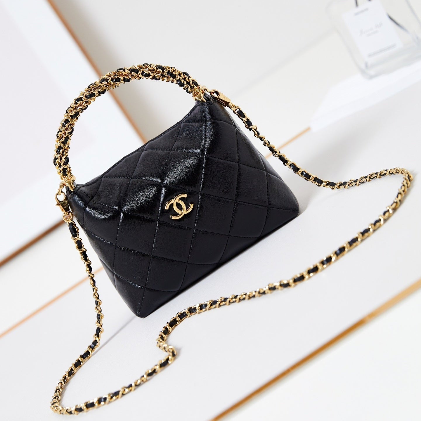 HOBO BAG 18 IN BLACK SOFT LAMBSKIN GOLD CHAIN