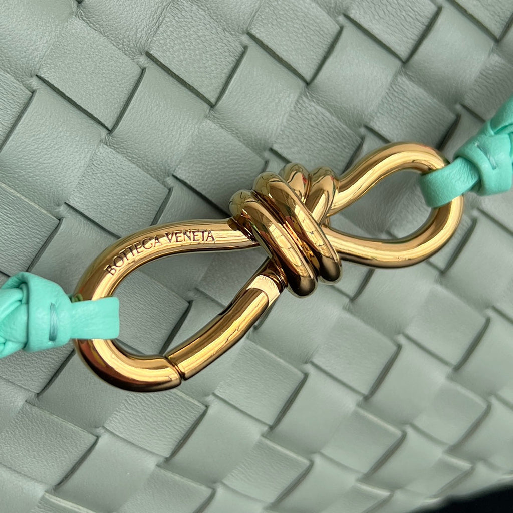 EAST WEST ANDIAMO TASCHE 29 IN ORANGE UND HELLGRÜNEM KALBSLEDER