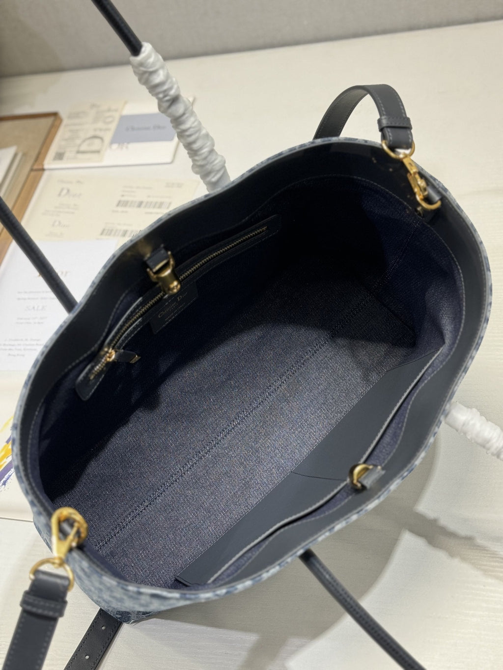 MITTLERE 37 TOUJOURS-TASCHE AUS BLAUEM MONOGRAM-DENIM