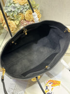 GROSSE 41 TOUJOURS-TASCHE AUS SCHWARZEM MACROCANNAGE-LAMMFELL