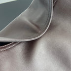 GROSSER HOP 46 IN SCHOKOLADEN-LAMMHAUT