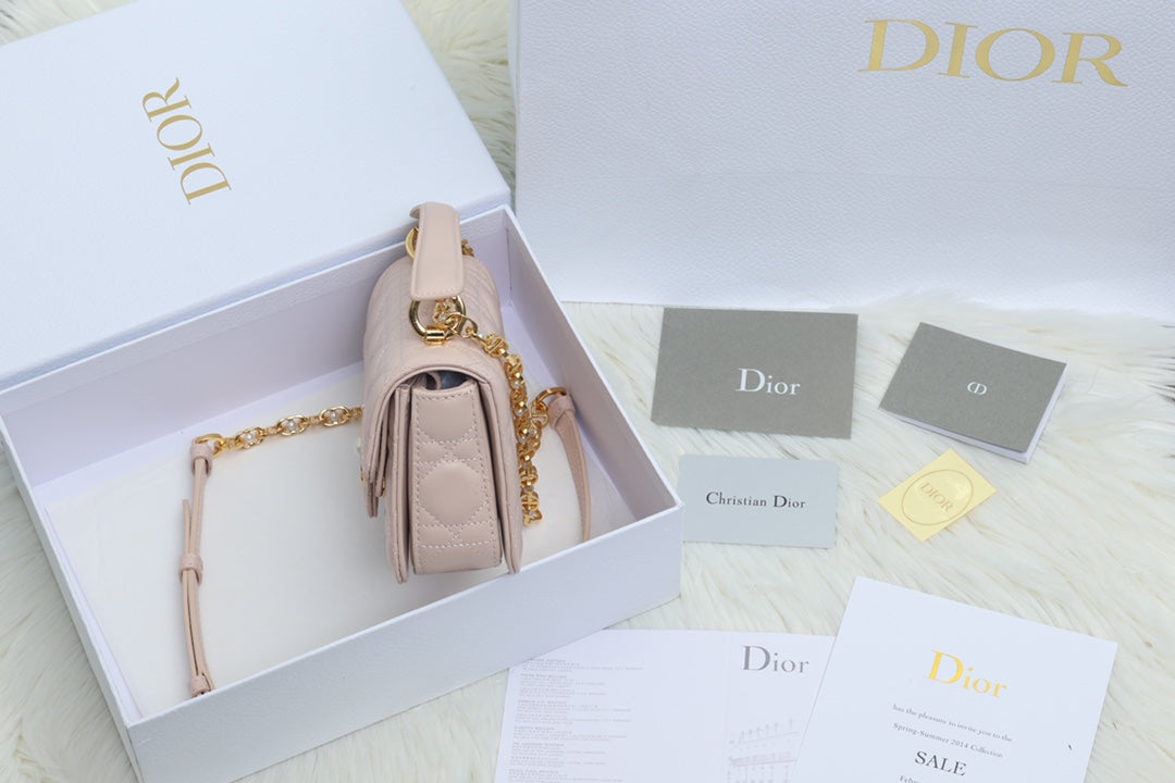 JOLIE Henkeltasche 19 Zoll in hellrosa Cannage-Kalbsleder