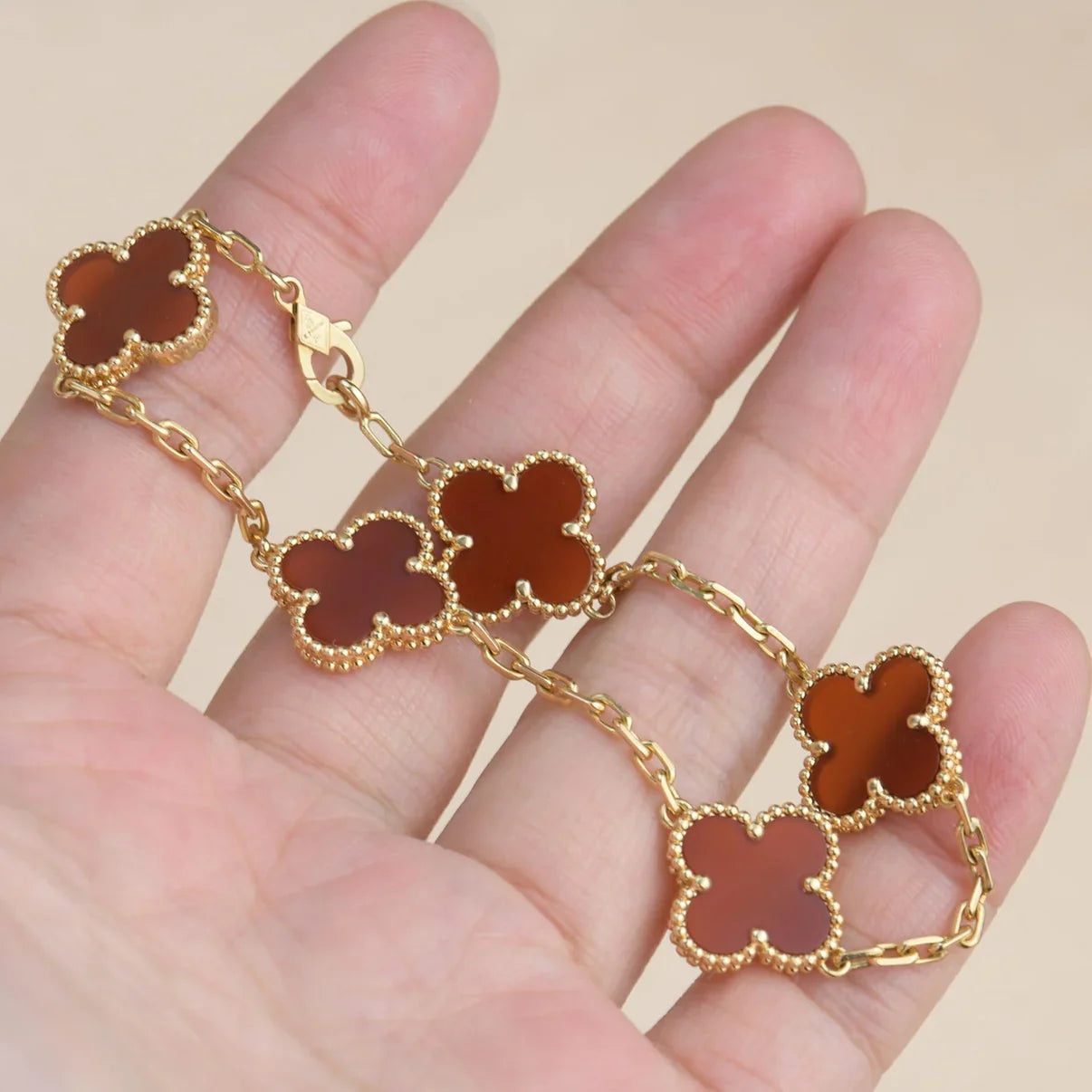 [⭐JeweliWhal] CLOVER 5 MOTIF RED CORNELIAN BRACELET COLLECTION