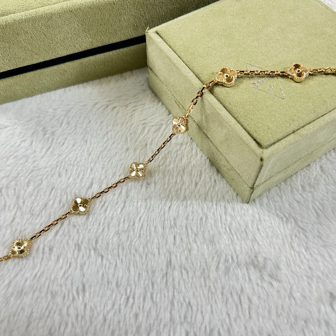 [⭐JeweliWhal]CLOVER 6 MOTIF DIAMOND BRACELET