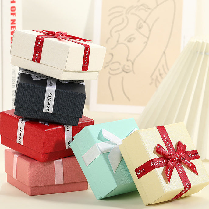 蝶結びジュエリーボックス ギフトボックス（ロゴなし）