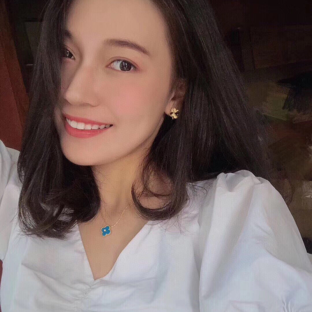 ¡®Jewelicorn¡¯CLOVER 15MM DIAMOND AND BLUE AGATE NECKLACE