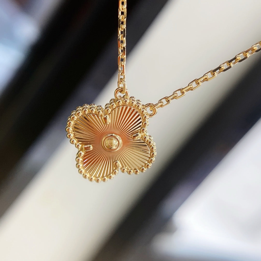 ¡®Jewelicorn¡¯CLOVER 15MM LASER NECKLACE