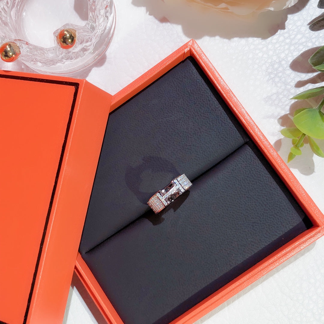 ®ジュエリコーン®Hリング フルダイヤモンド