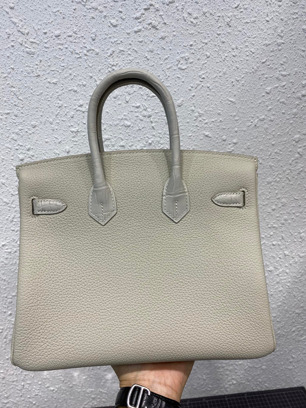 HM Birkin 25 cm Gris Perle Krokodil- und Togo-Leder Silberbeschläge